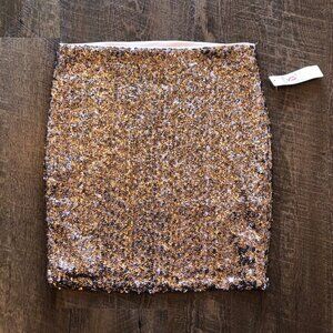 BRAND NEW - Gold sequin mini skirt